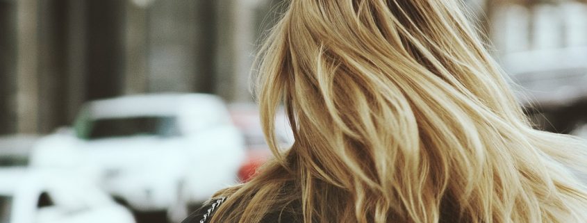 éclaircir ses cheveux naturellement