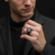 Bague noire homme